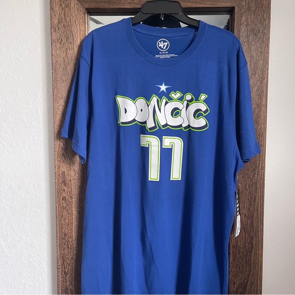 Luka Dončić Dallas Mavericks throwback Tee